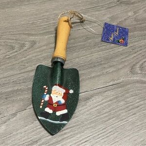 🆕 Christmas Hand Shovel Spade Ornament Hand Painted Santa with Candy Cane